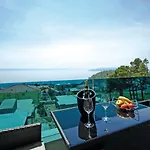 Luxury * Makarska
